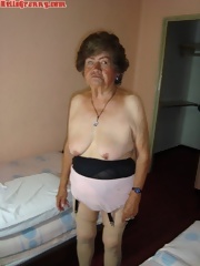 BBW granny with hairy pussy