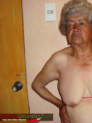Old mature and pretty tits